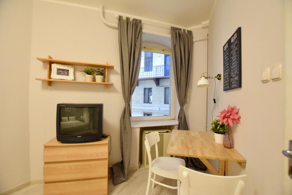 Budget Apartment By Hi5 - Oktober 6 Str 4 Budapeşte Dış mekan fotoğraf