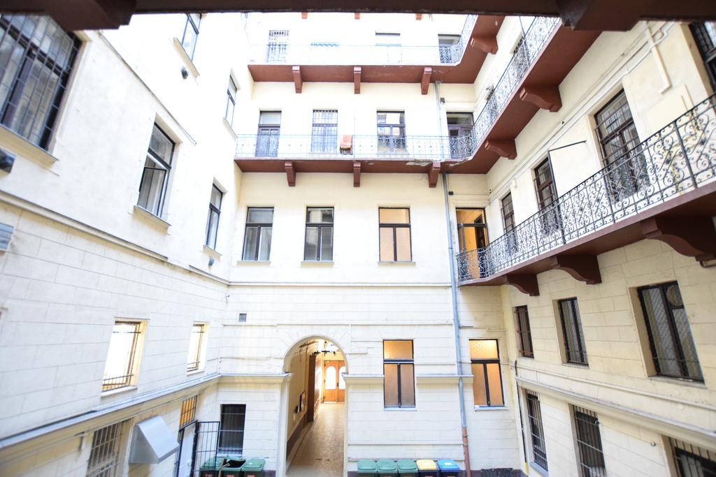 Budget Apartment By Hi5 - Oktober 6 Str 4 Budapeşte Dış mekan fotoğraf