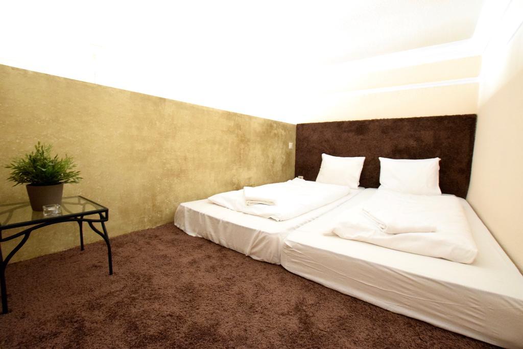 Budget Apartment By Hi5 - Oktober 6 Str 4 Budapeşte Dış mekan fotoğraf